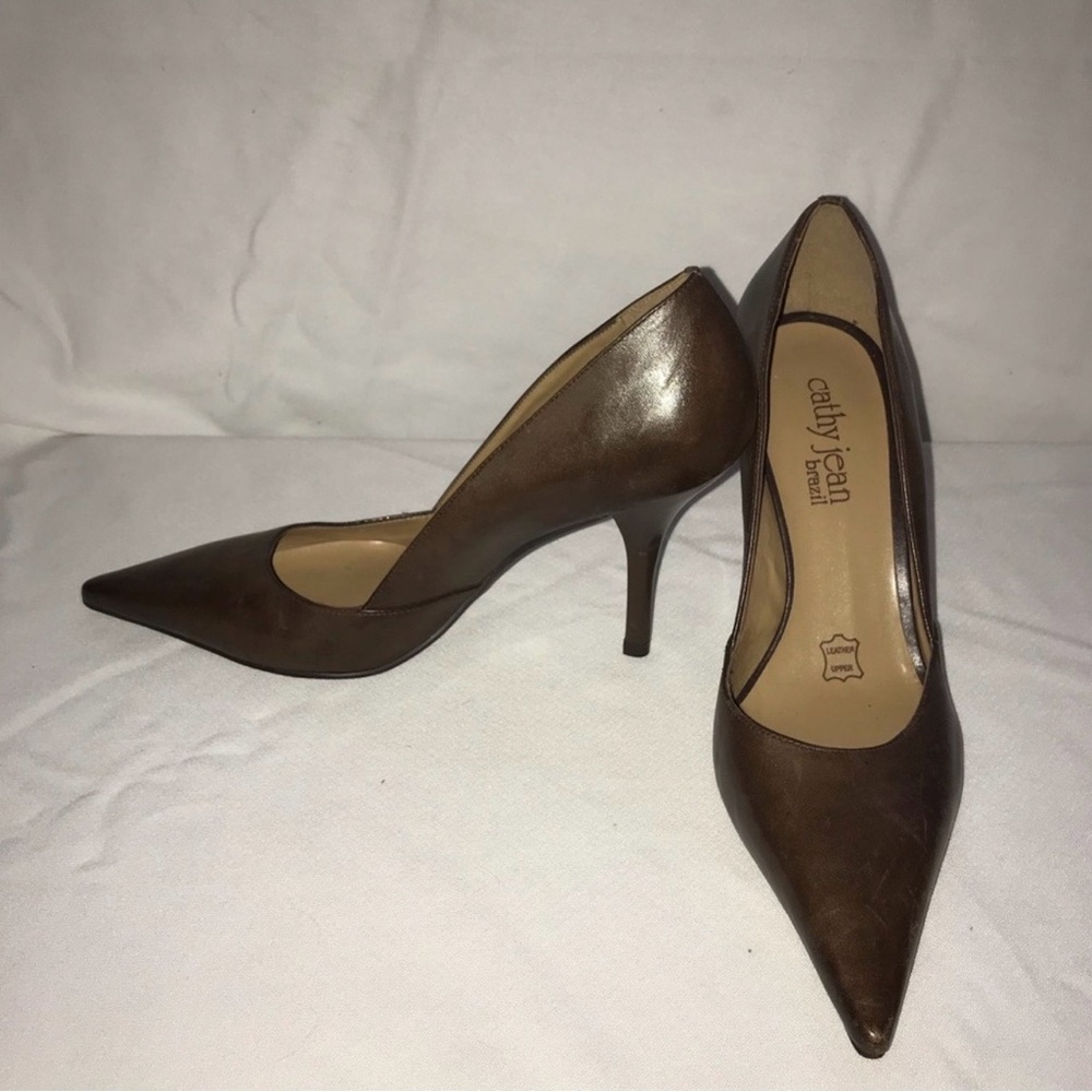 ISO these heels, let me know if you have a pair in good shape!
